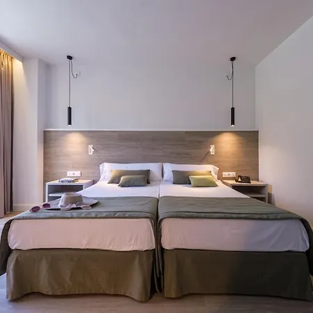 Estival Hotel 4*